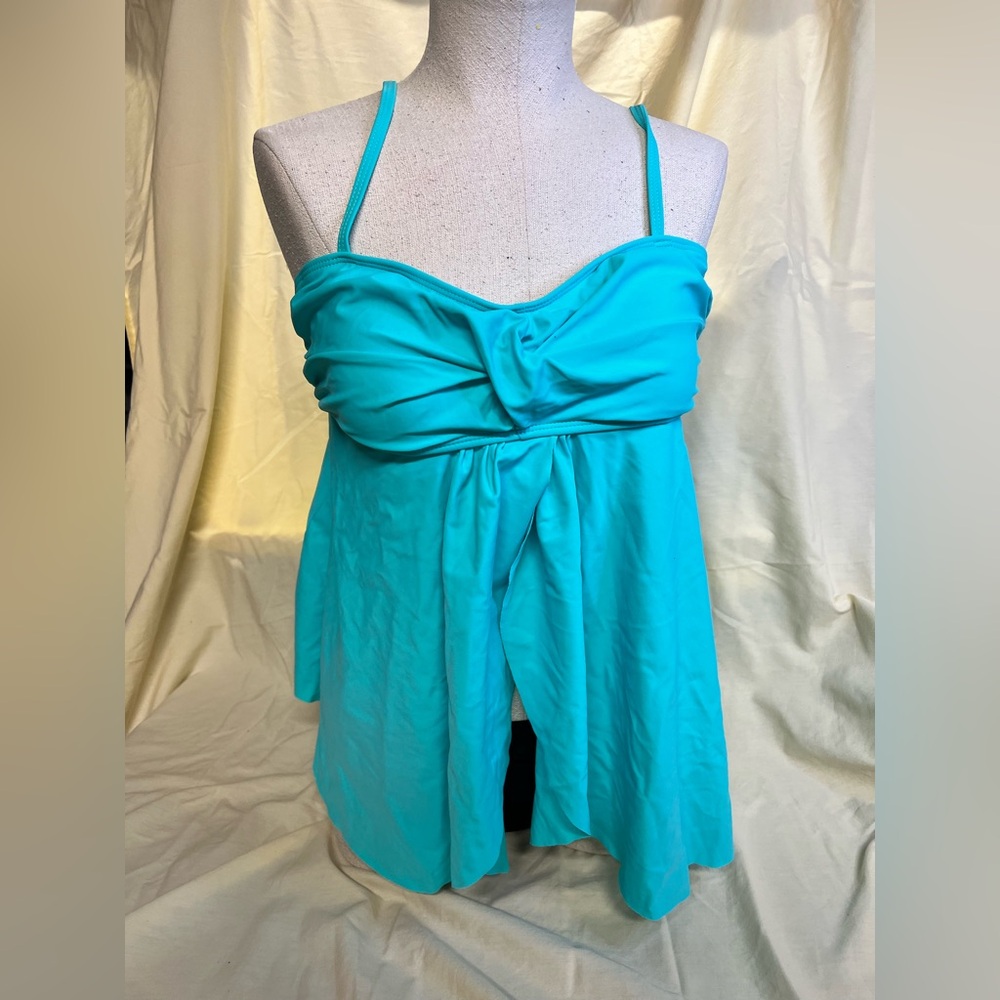 Bathing suit 😎 - Picture 3 of 12